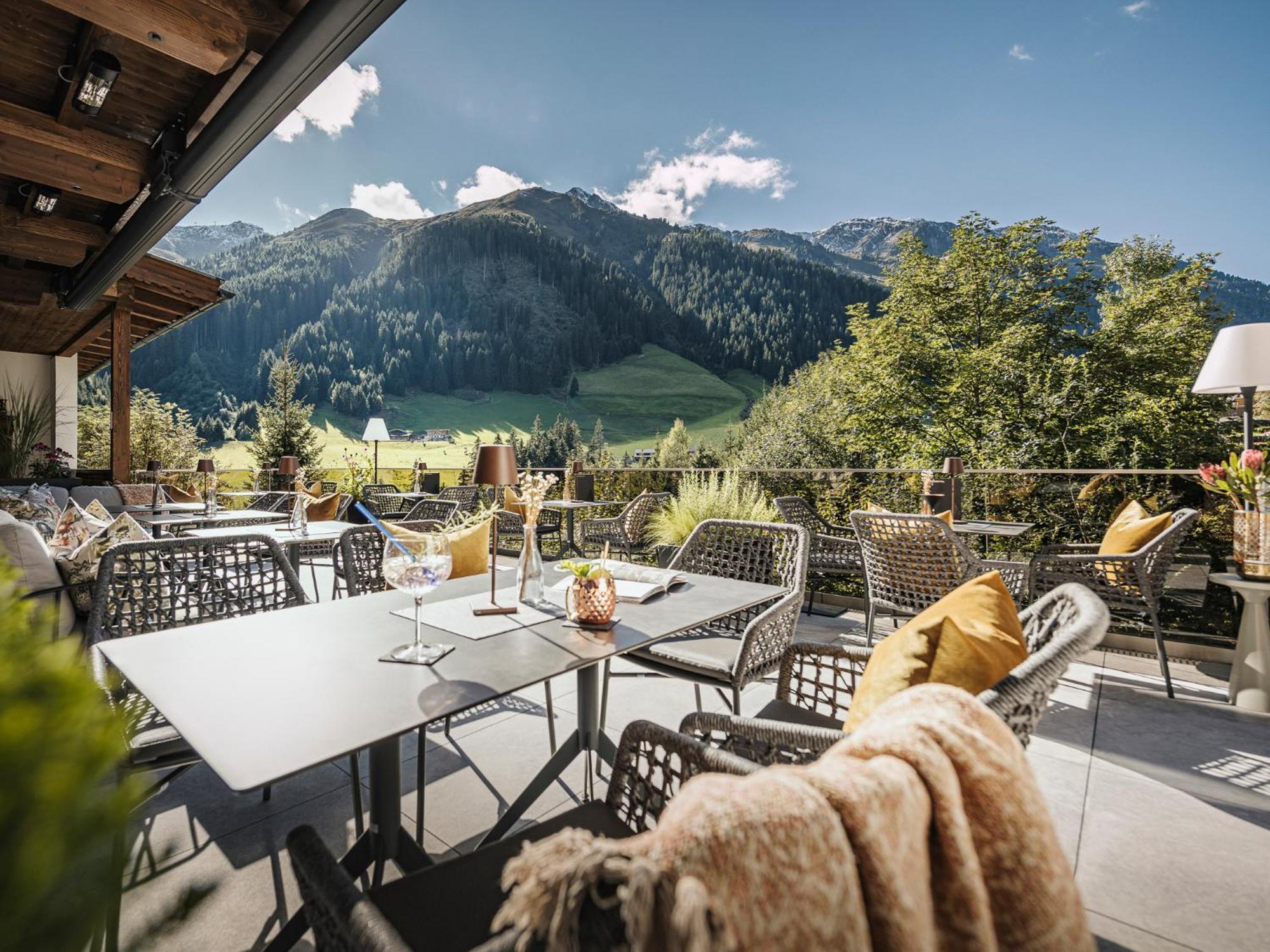 Hotel Bergkristall Zillertal - Adults Only 14 Years Plus Hippach Εξωτερικό φωτογραφία